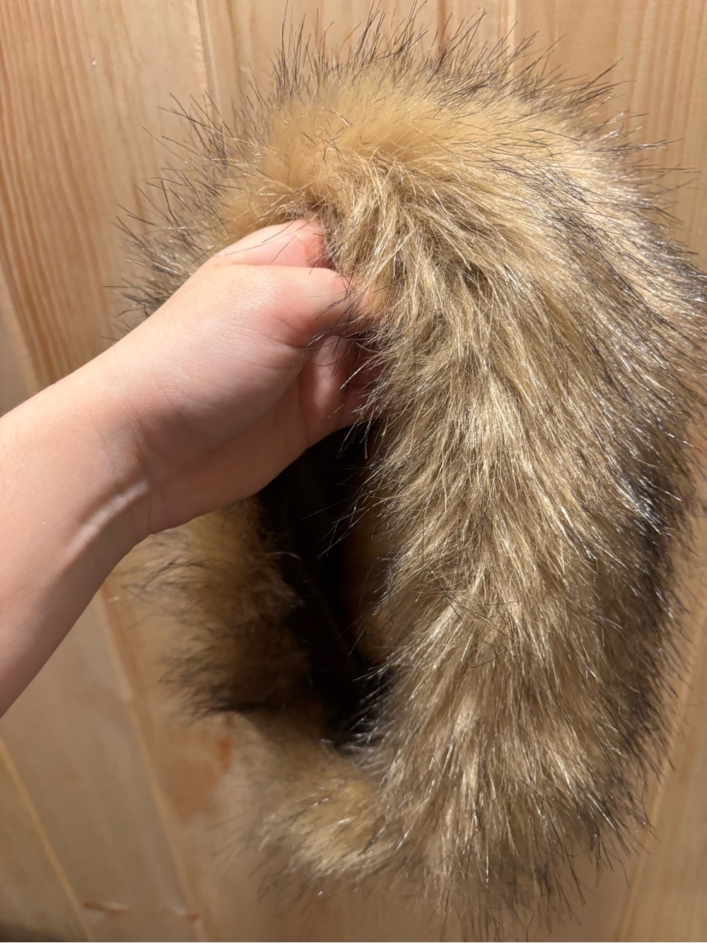 Faux fur accessory